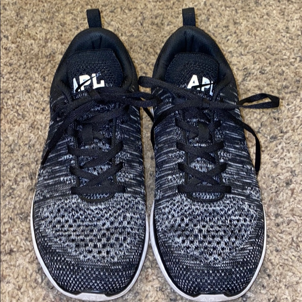Black/White APL’s